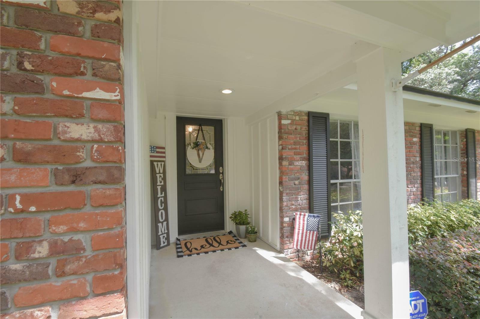 Property Photo:  209 E Sweetwater Creek Drive  FL 32779 