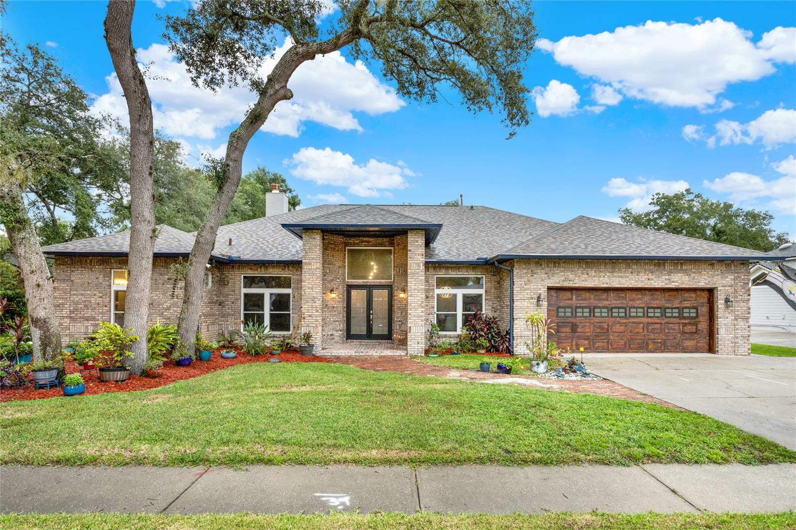 Property Photo:  250 Shady Oaks Circle  FL 32746 