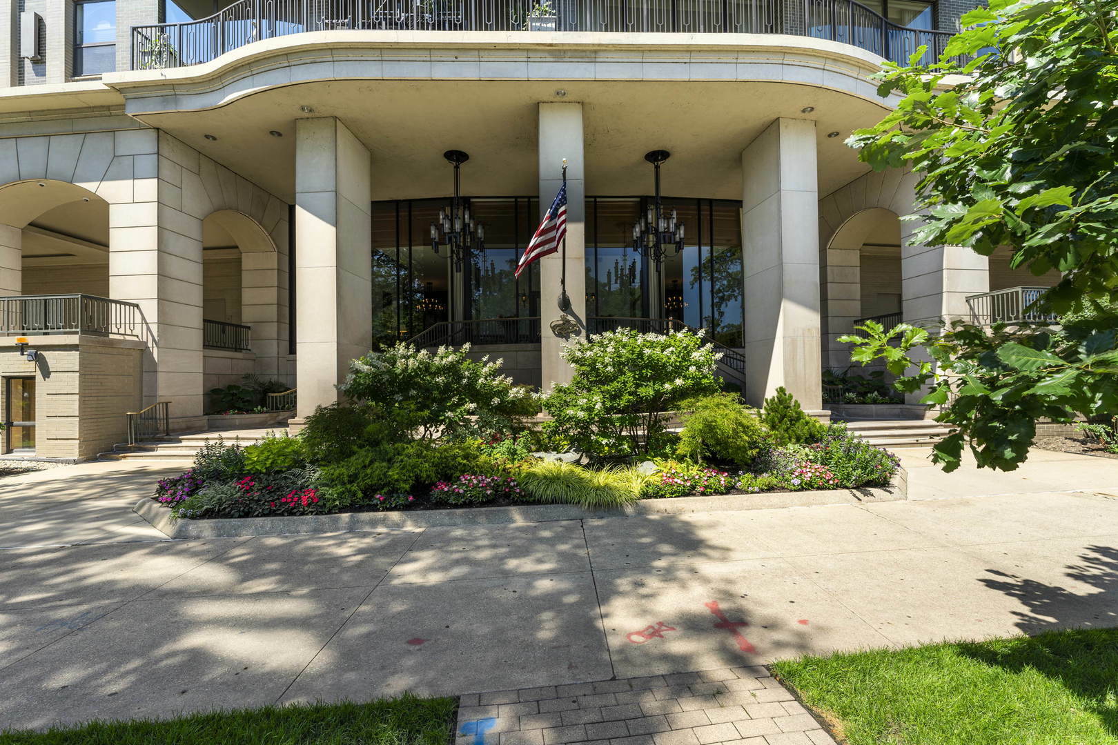 Property Photo:  1040 N Lake Shore Drive 27A  IL 60611 