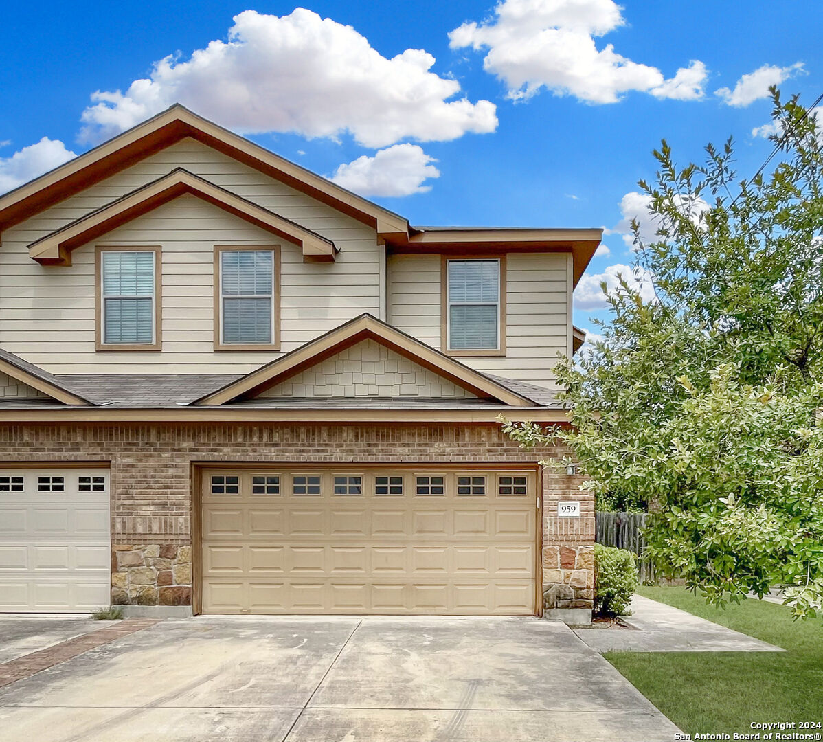 Property Photo: 959 Floating Star TX 78130