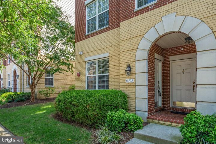 19404 Diamond Lake Drive  Leesburg VA 20176 photo