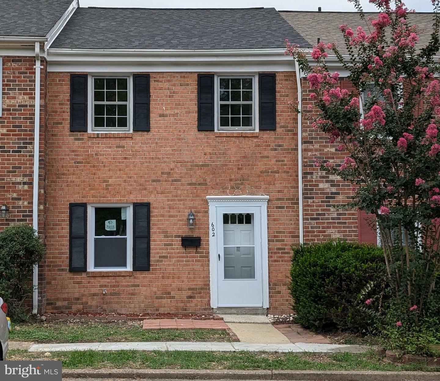 Property Photo:  602 Olde Greenwich Circle  VA 22408 