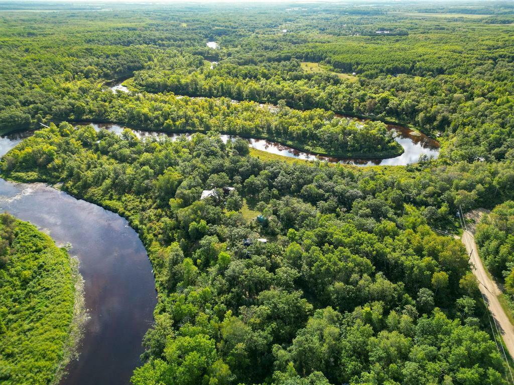 123 Cable Bridge Road  Roseau River MB R0A 1P0 photo