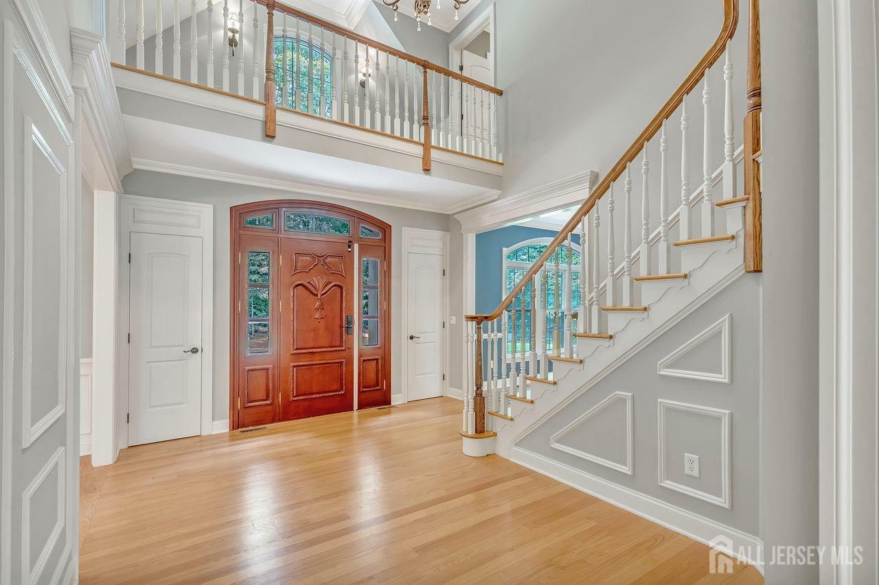 Property Photo:  107 Autumn Hill Road  NJ 08540 