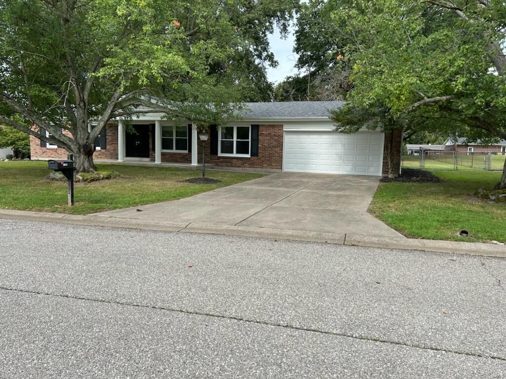 Property Photo:  1109 Monaco Lane  MO 63303 