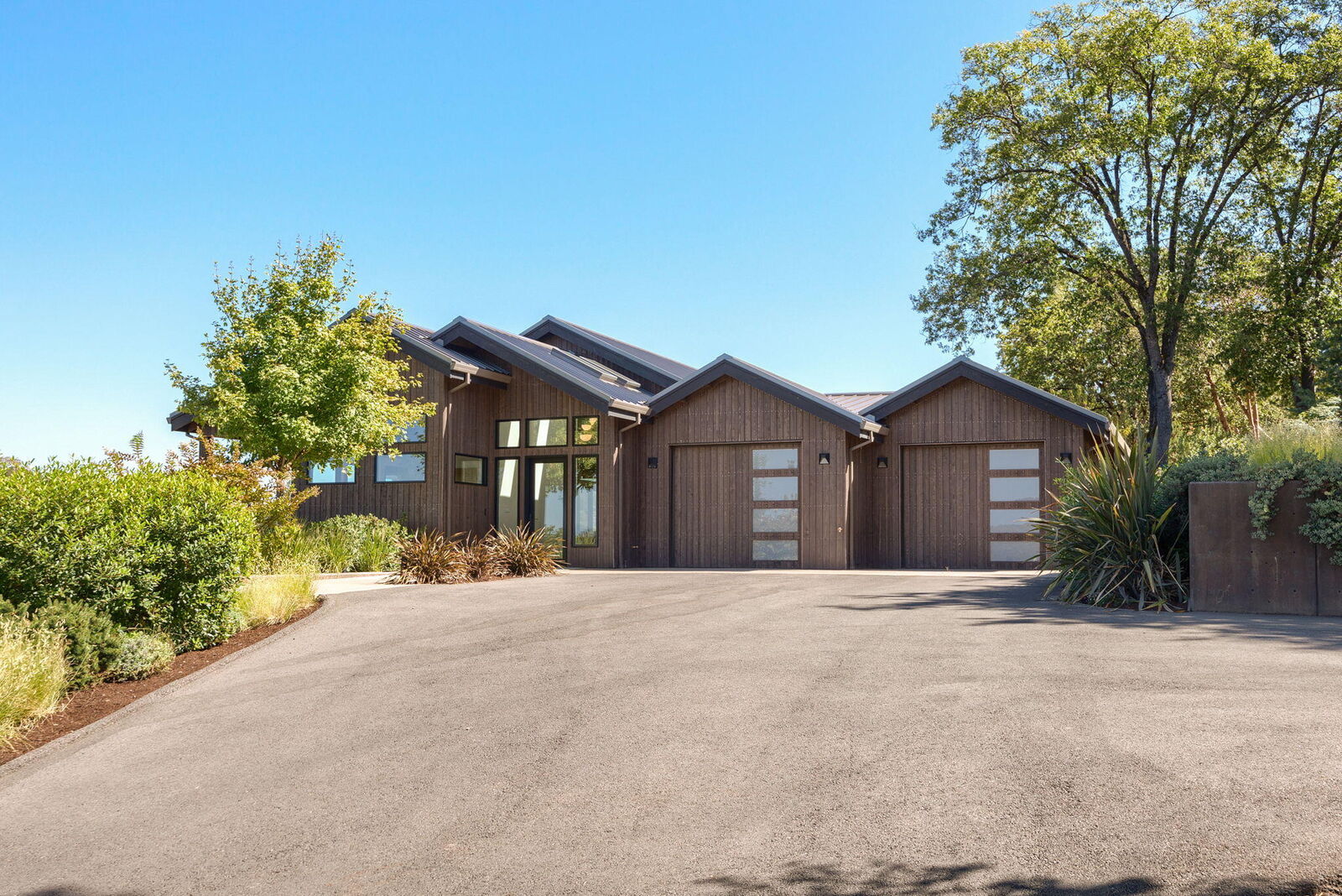 Property Photo:  15 Vineyard View Circle  OR 97501 