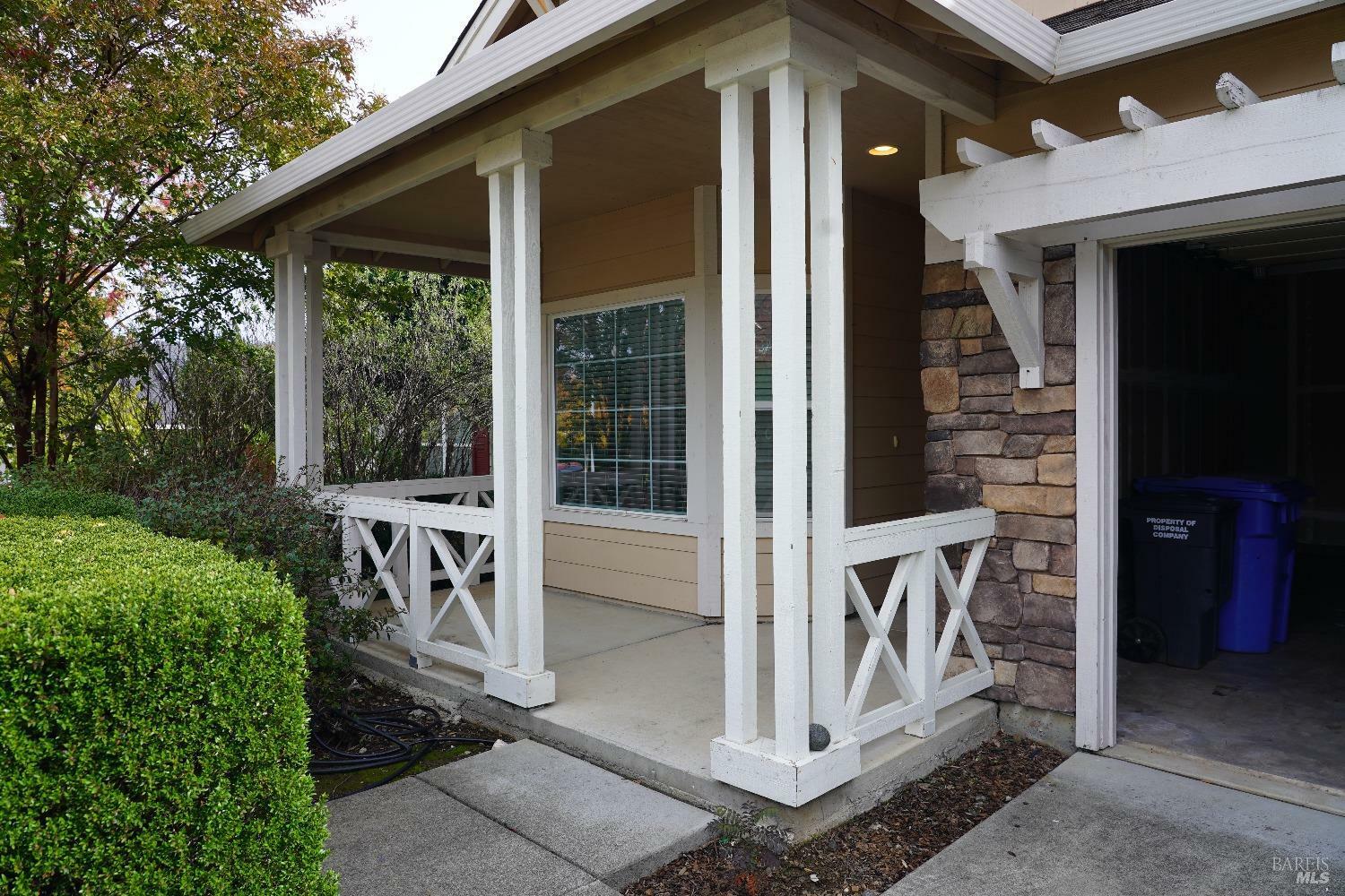 Property Photo:  307 Homewood Court  CA 95425 