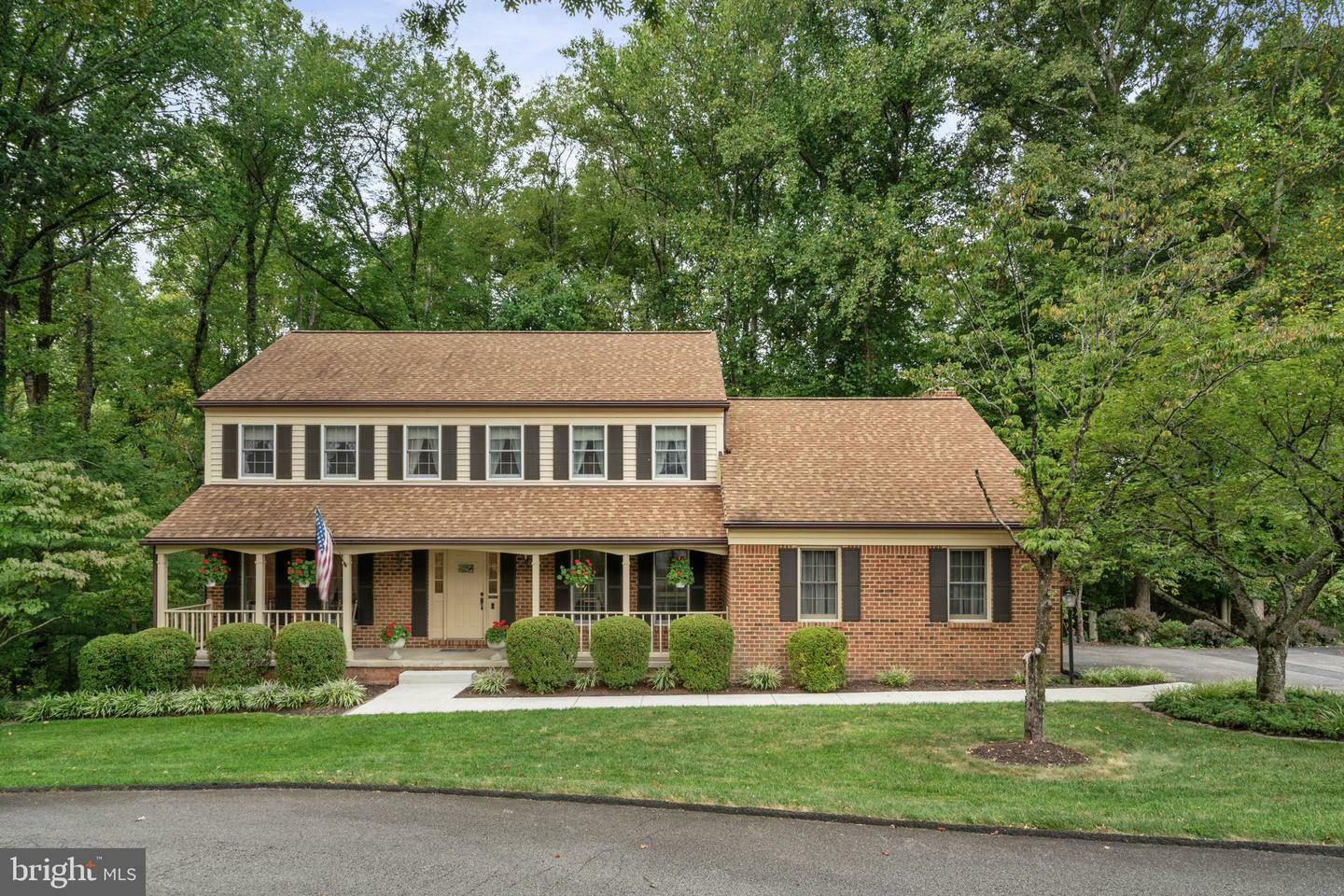 Property Photo:  12506 Cavalier Drive  VA 22192 