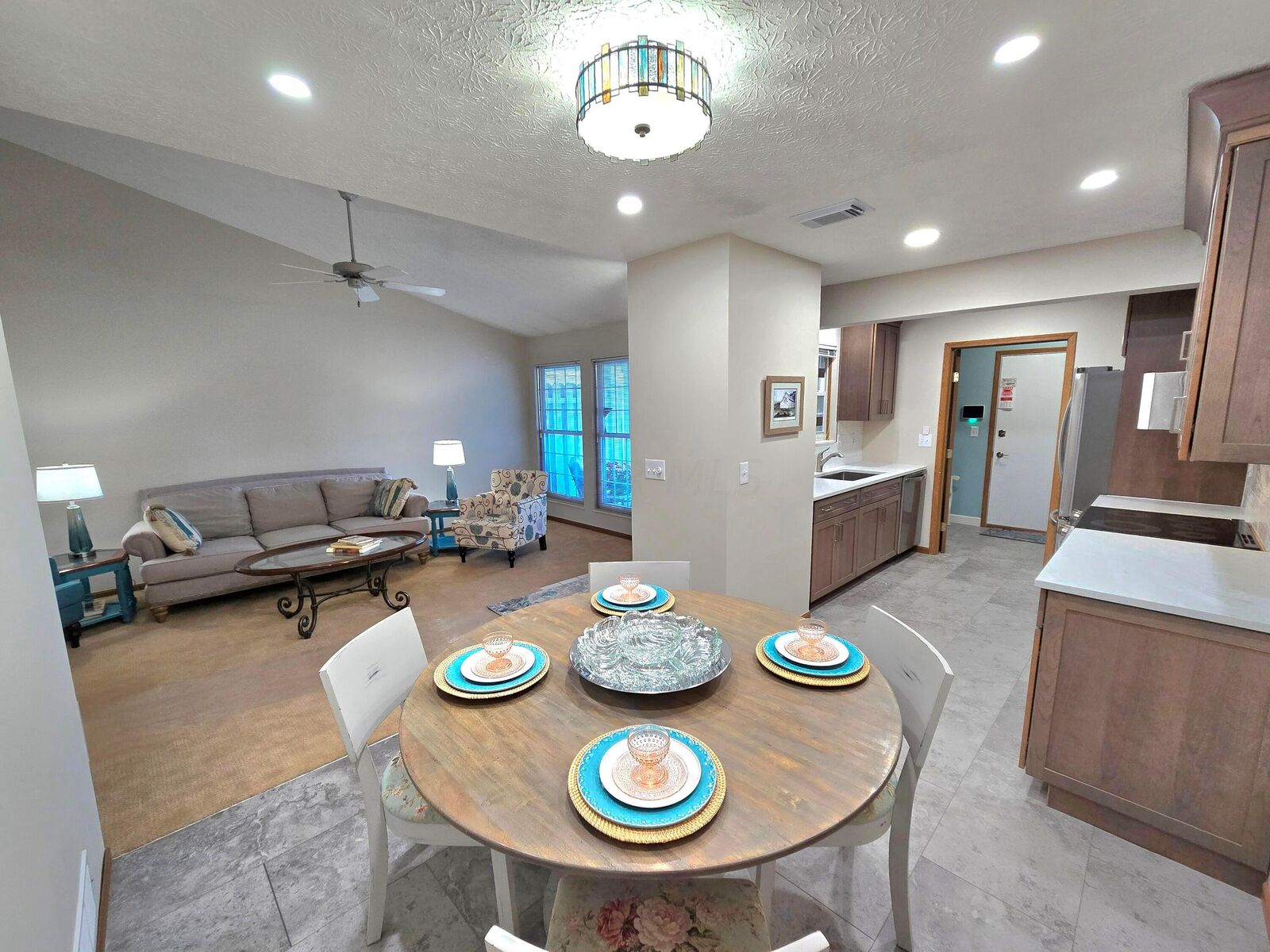 Property Photo:  5483 Parkshire Drive  OH 43229 