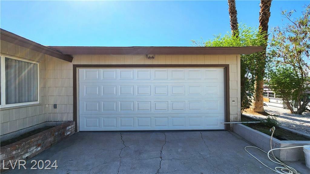 Property Photo:  1828 Kassabian Avenue  NV 89104 