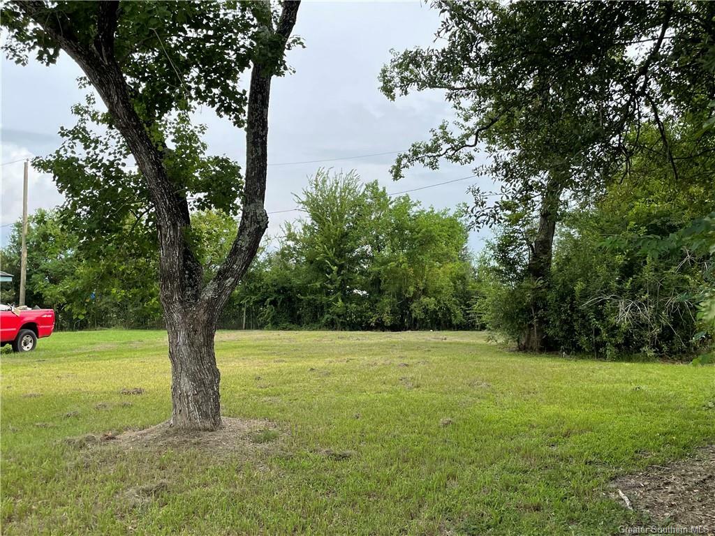 Property Photo:  2224 E Prien Lake Road E  LA 70601 