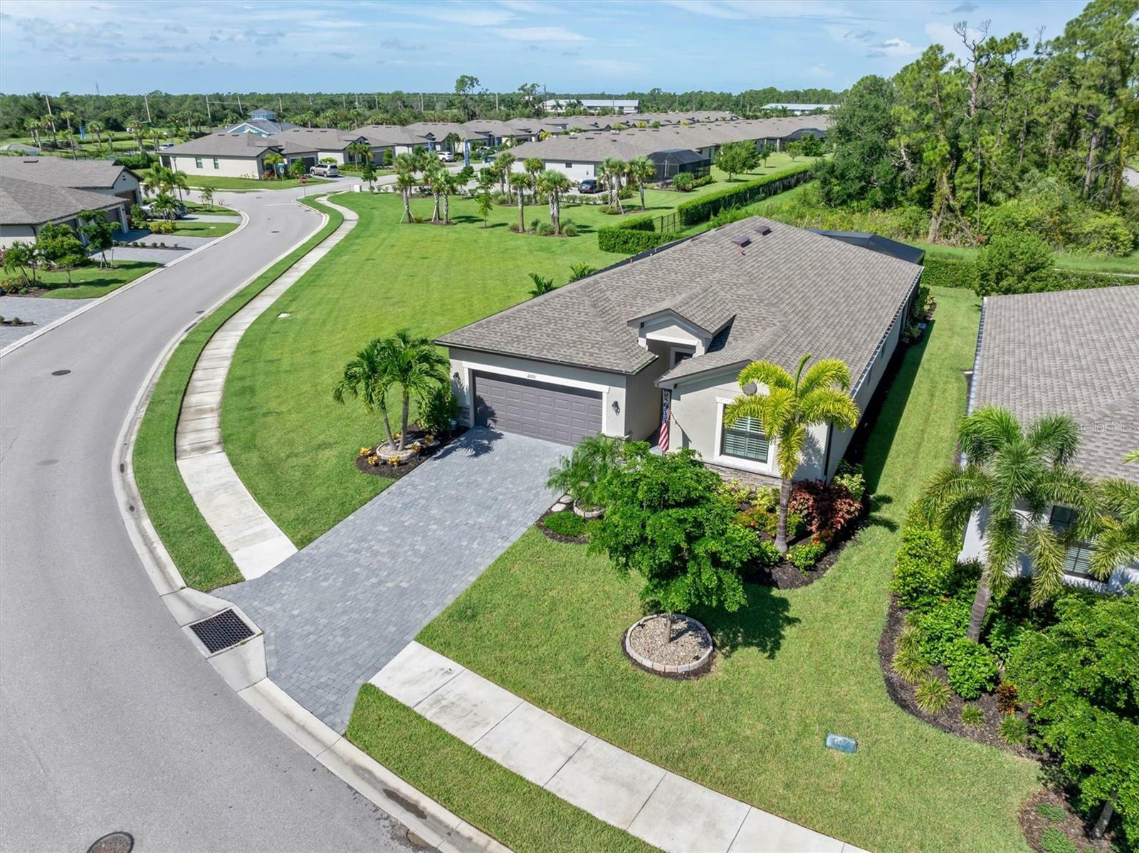 Property Photo:  2201 Gardenia Avenue  FL 33953 