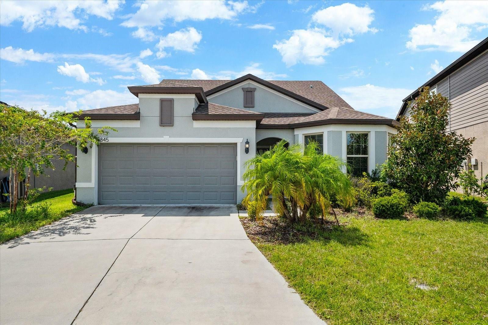 Property Photo:  13845 Carlow Park Drive  FL 33579 