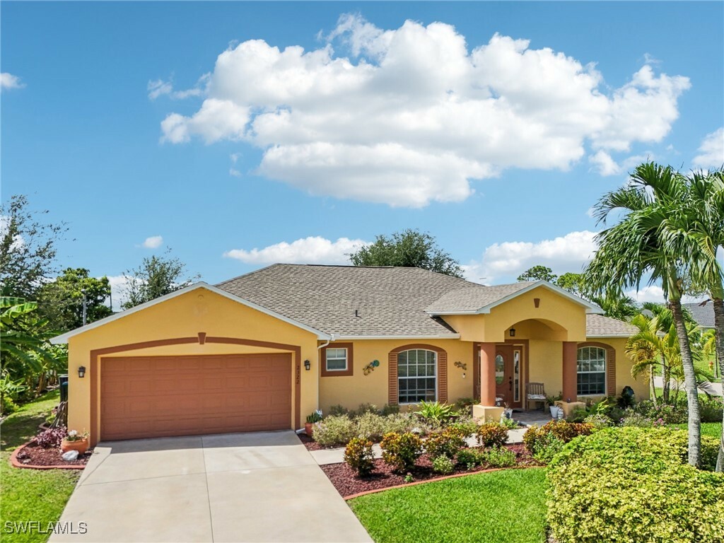 Property Photo: 2322 SW 17th Street FL 33991