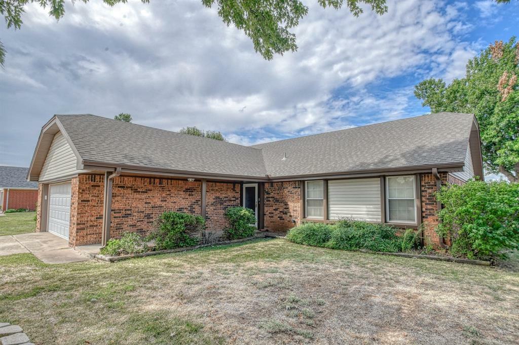 Property Photo:  126 Bowerwood Drive  OK 73018 