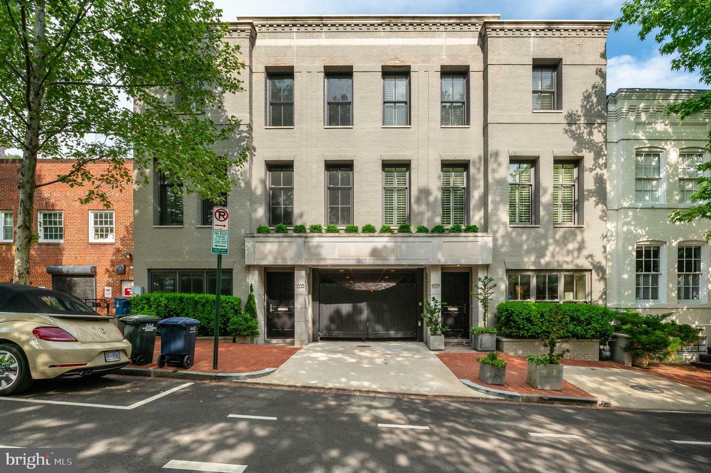 Property Photo:  1631 33rd Street NW  DC 20007 