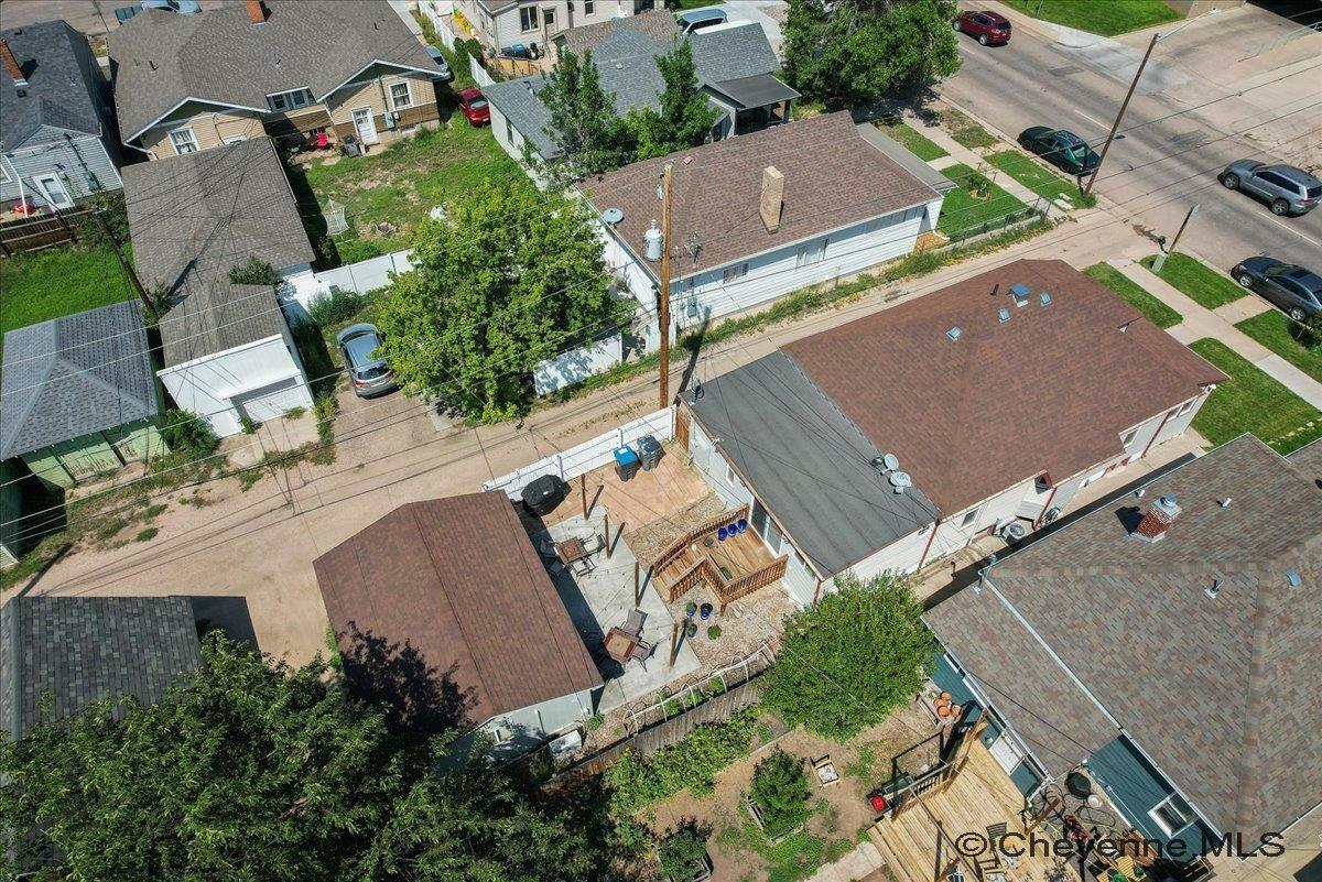 Property Photo:  2510 Warren Ave  WY 82001 