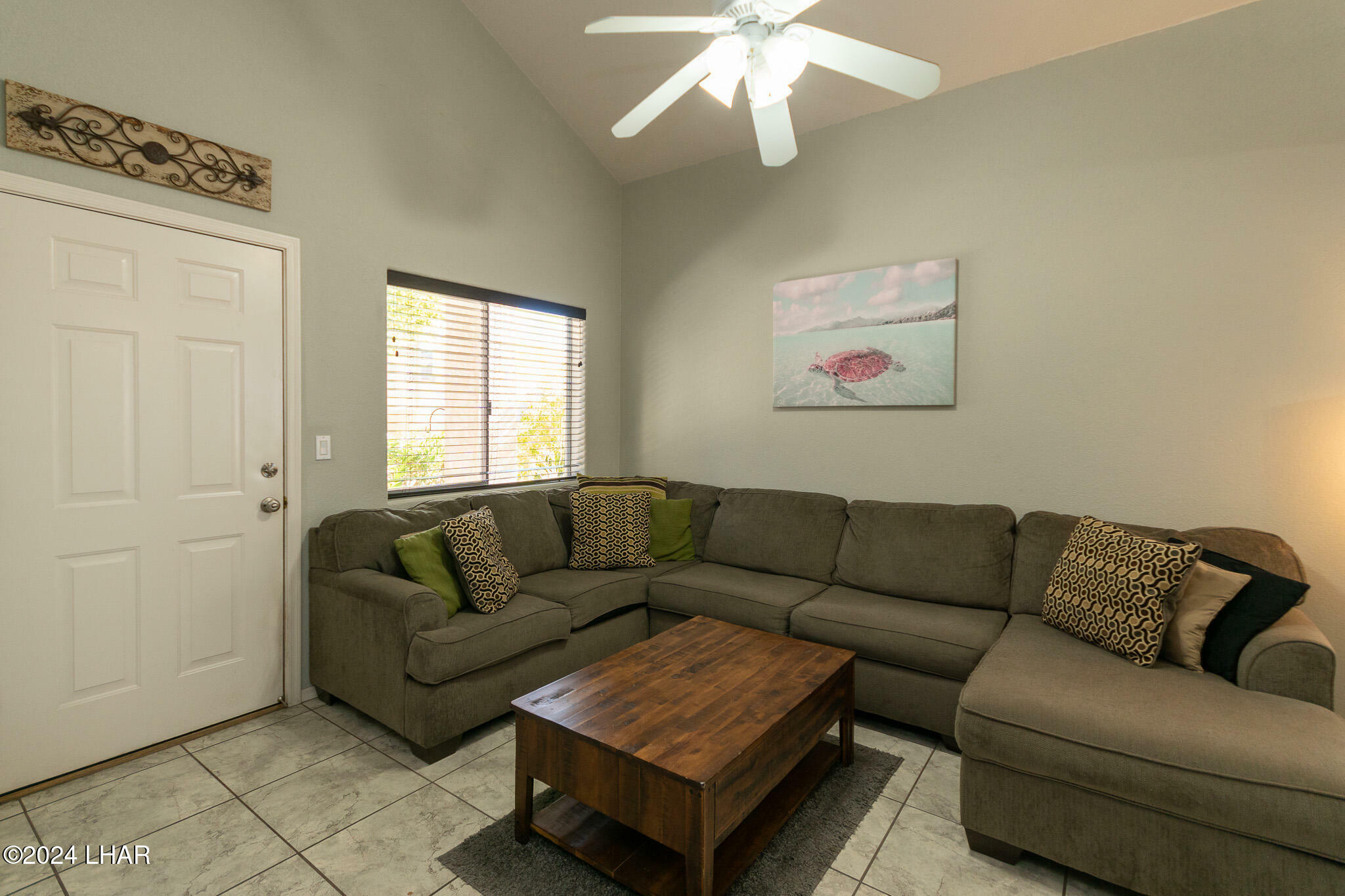 Property Photo:  470 Acoma Blvd 128B  AZ 86406 