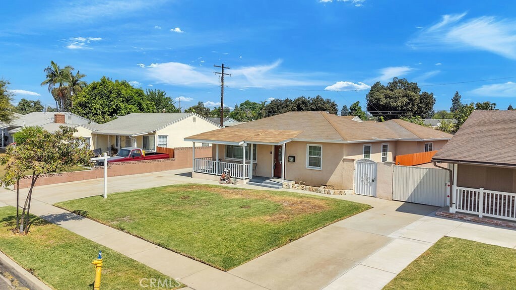 Property Photo:  9447 Havenwood Street  CA 90660 