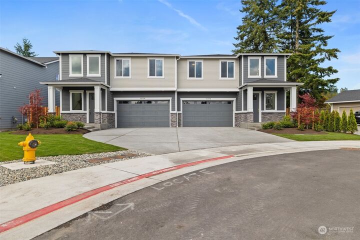 1610  106th Place SW A  Everett WA 98204 photo