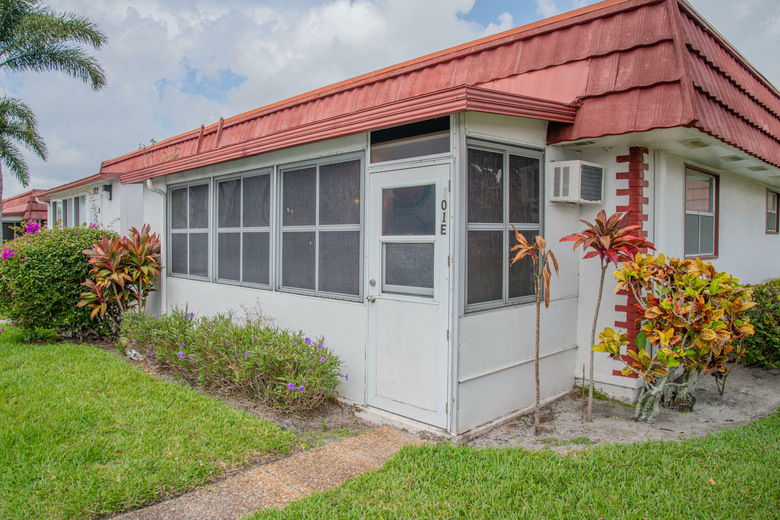 Property Photo:  101 Waterford E 101  FL 33446 