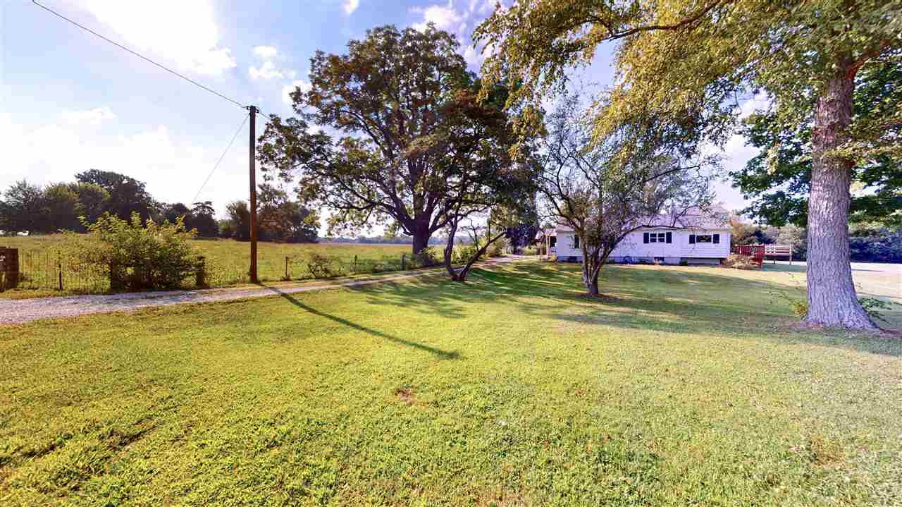 Property Photo:  2325 Webster Rd  IN 47392 