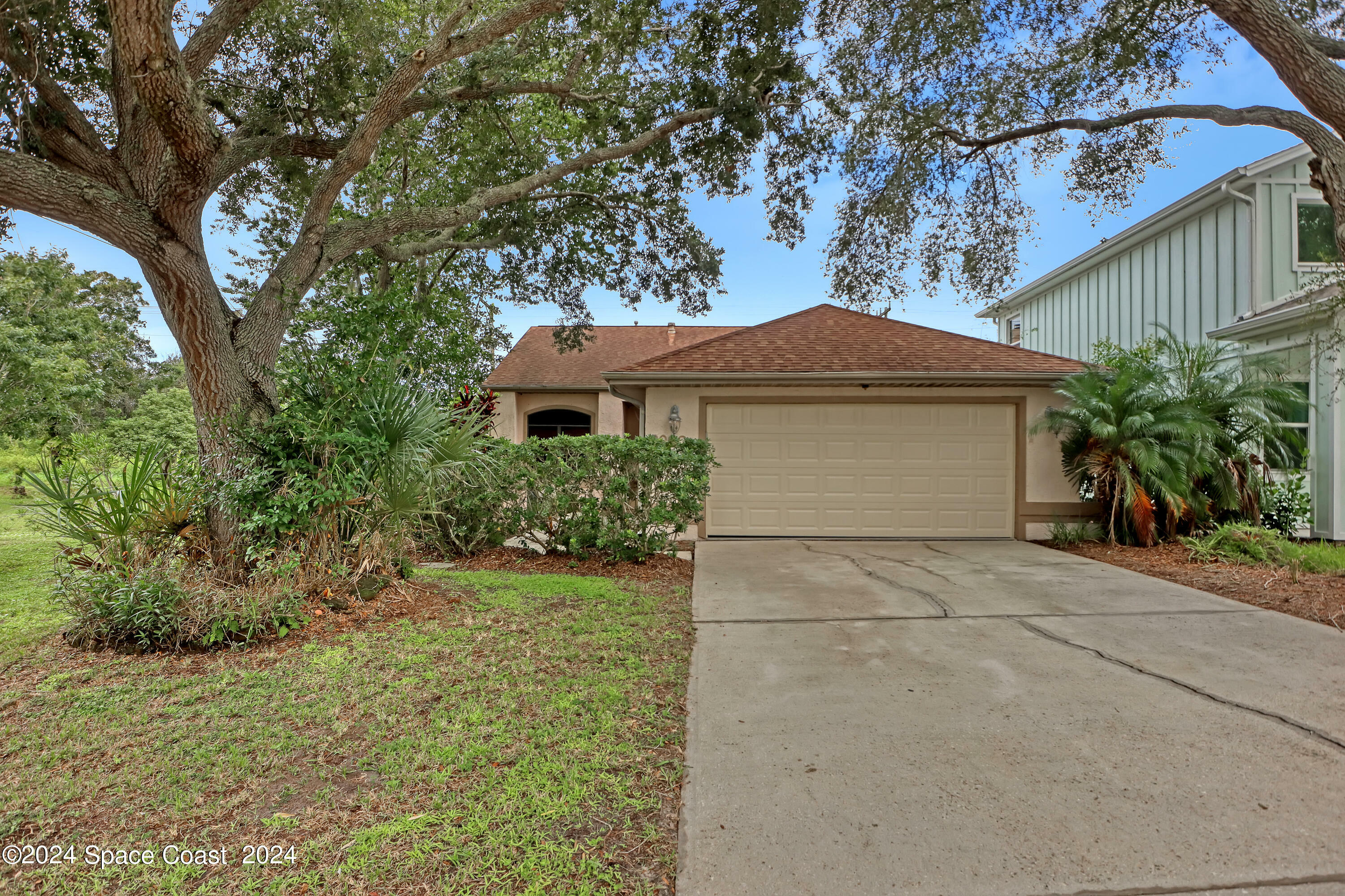 Property Photo:  3960 Raney Road  FL 32780 