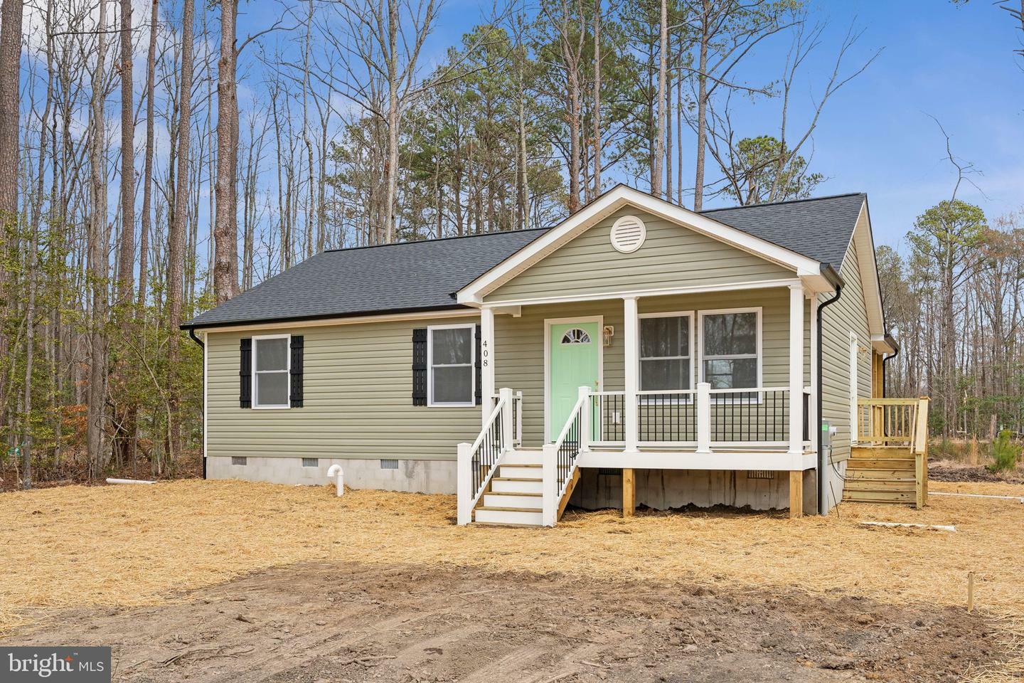 Property Photo:  408 Shorewood Dr  VA 22443 