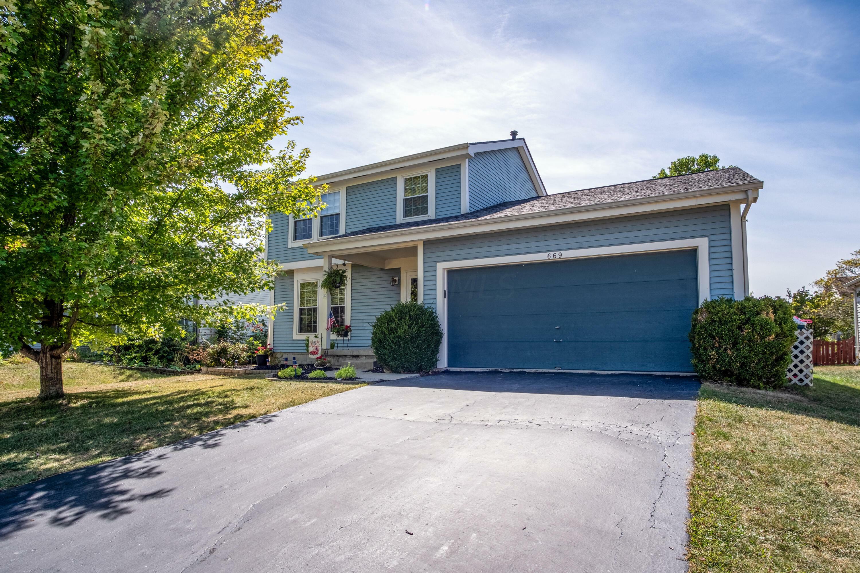 Property Photo: 669 Platoon Drive OH 43119