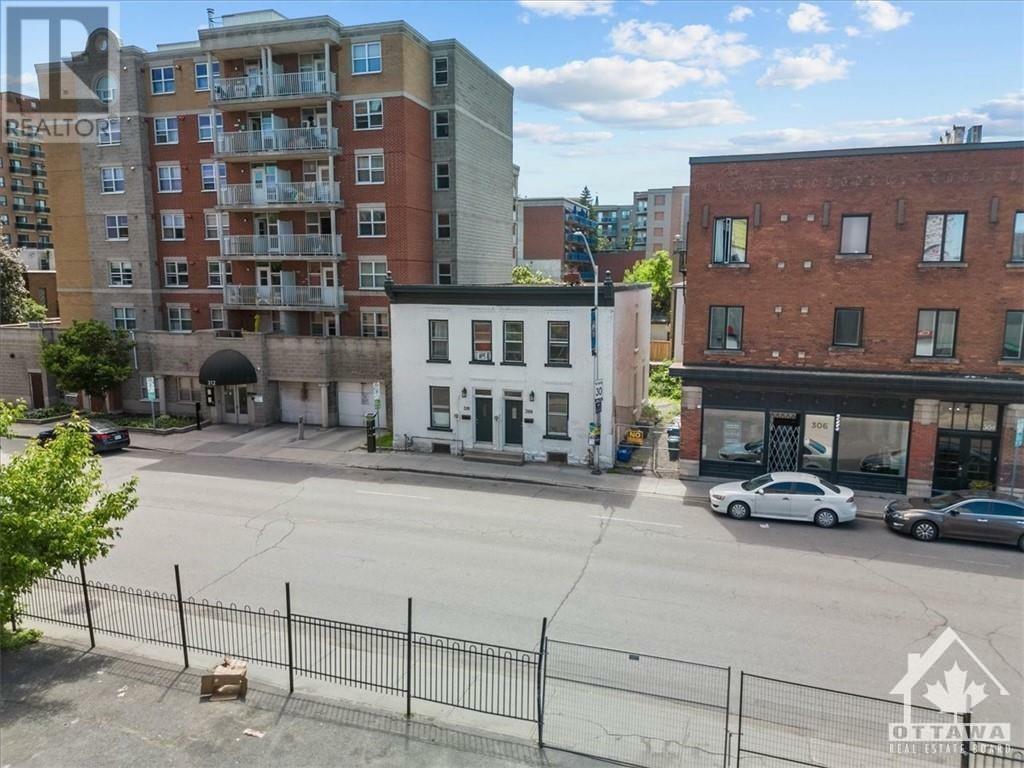 Photo de la propriété:  308-310 Cumberland Street  ON K1N 7H9 