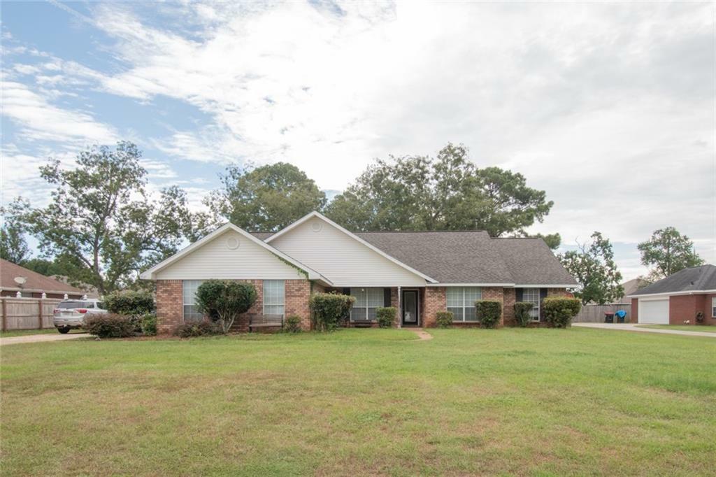 Property Photo:  1537 Hunters Ridge Drive W  AL 36695 