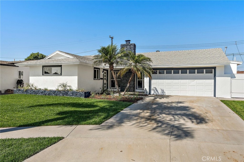 Property Photo:  16511 Loire Circle  CA 92647 