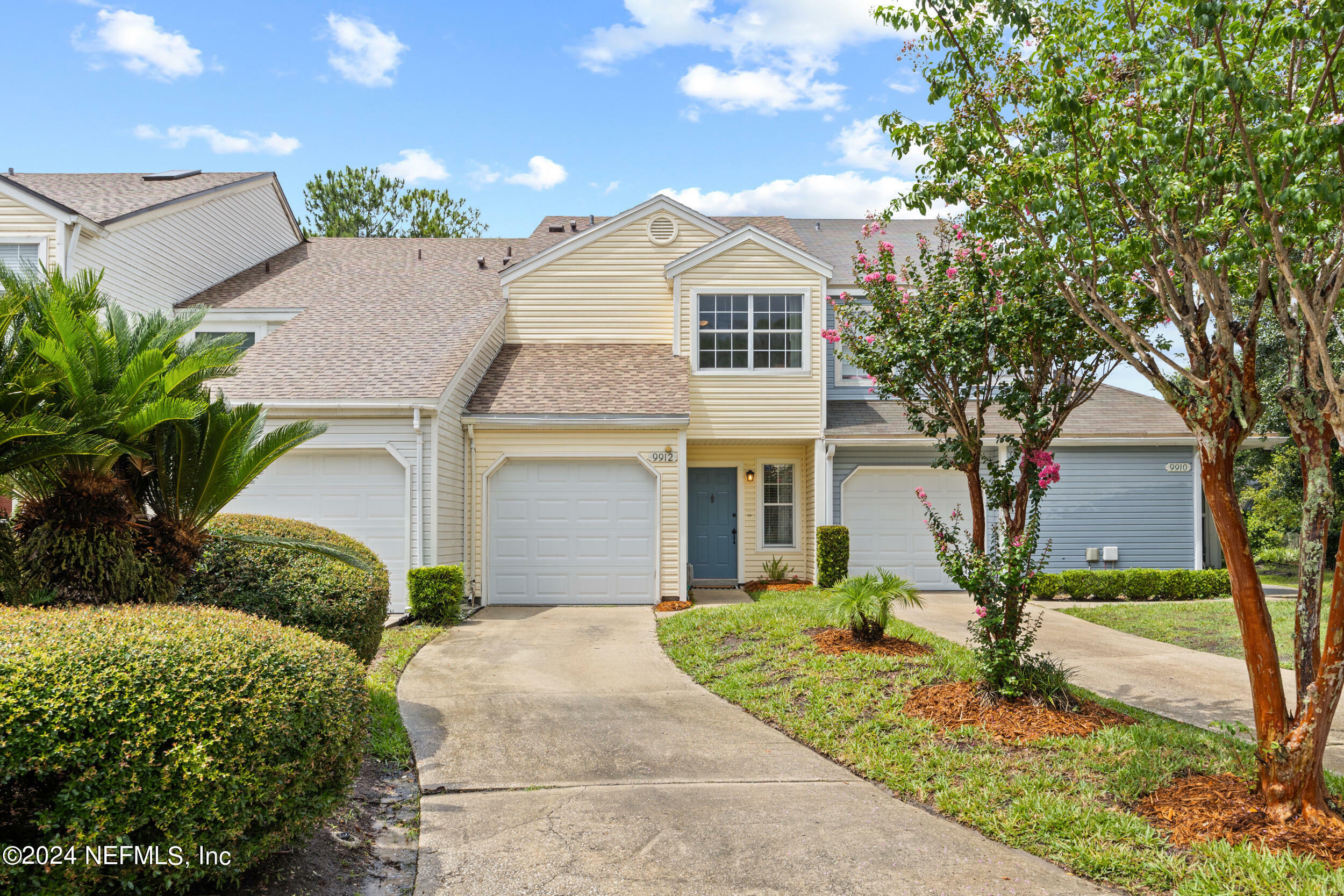 Property Photo:  9912 Moorings Drive  FL 32257 