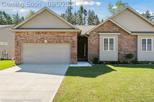 Property Photo:  3113 Harbor Pointe Circle  MI 48430 