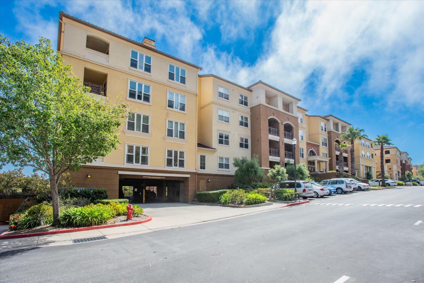 Property Photo:  2230 Gellert Boulevard 3209  CA 94080 