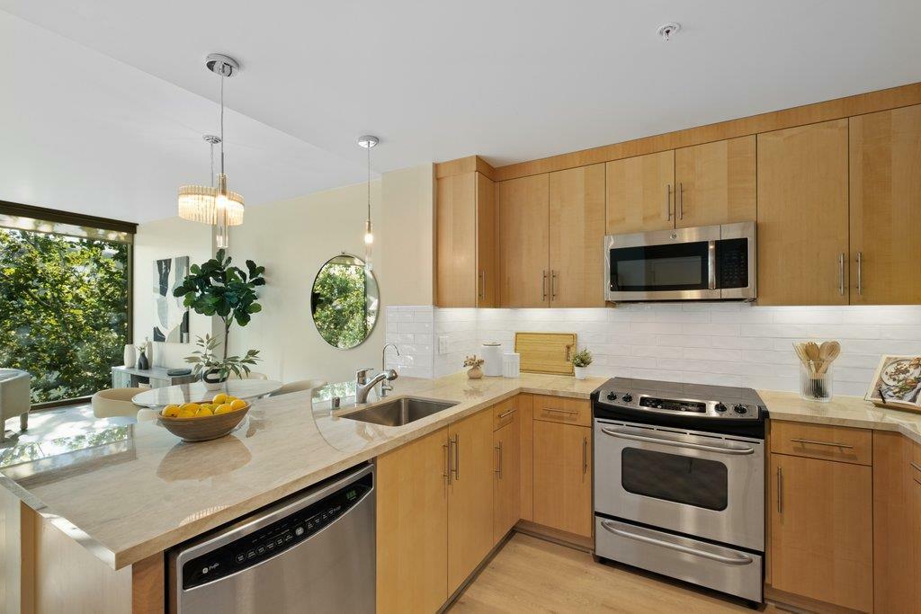 Property Photo:  38 North Almaden Boulevard 403  CA 95110 