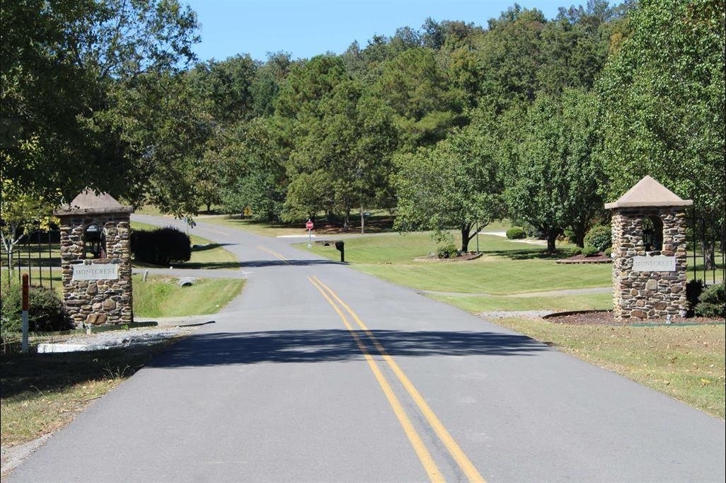 Property Photo:  Lot 10 Montcrest  AL 35057 - CULLMAN 