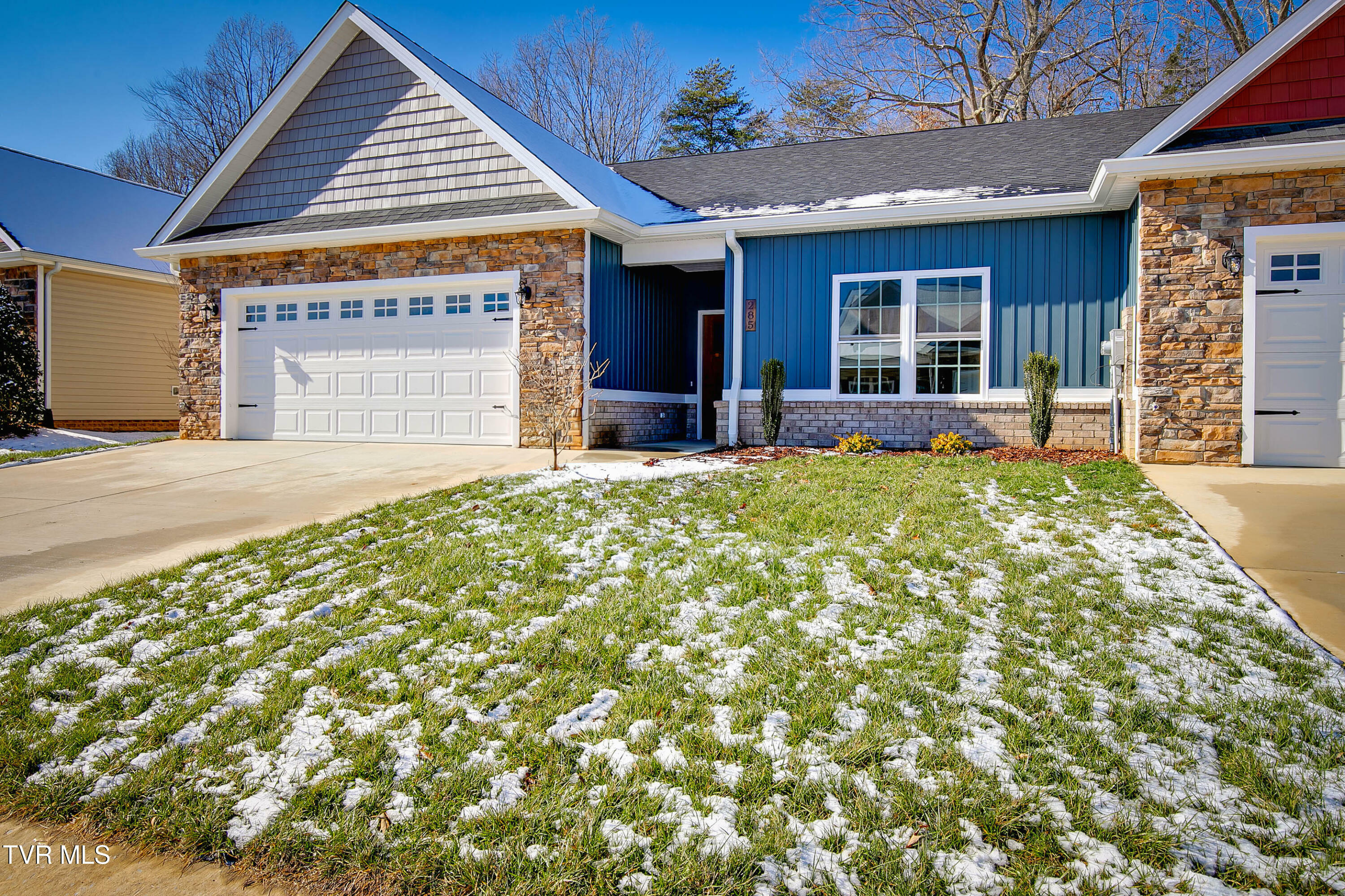 Property Photo:  303 Piper Glen  TN 37615 