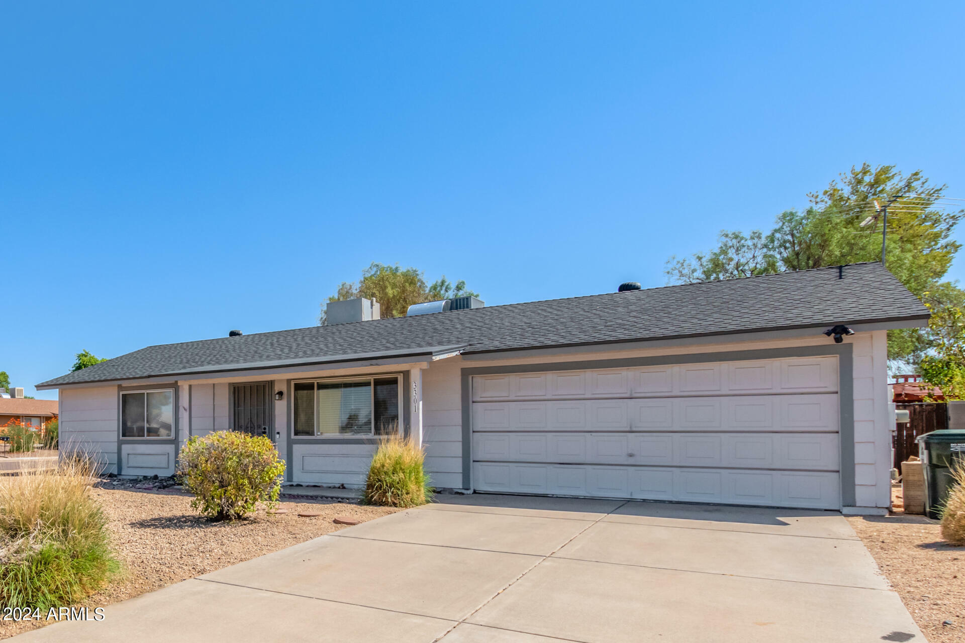 Property Photo:  3301 W Runion Drive  AZ 85027 