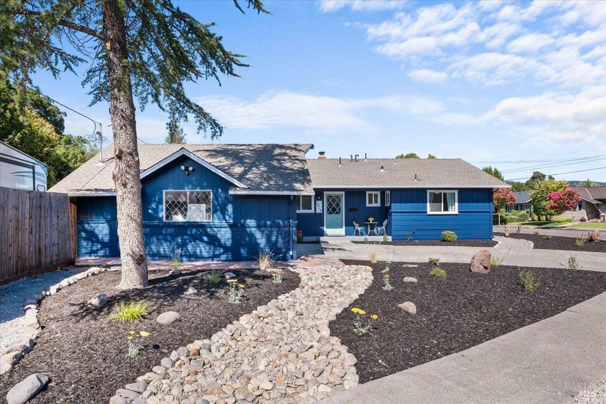 Property Photo:  1914 Fallen Leaf Drive  CA 95405 