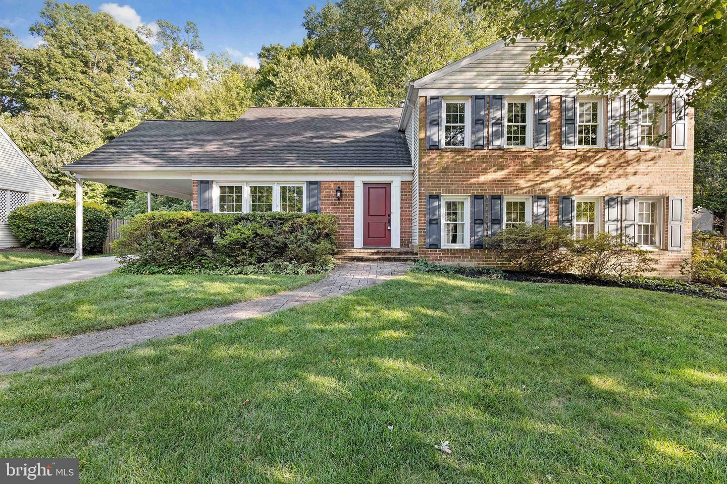 Property Photo:  8609 Etta Drive  VA 22152 