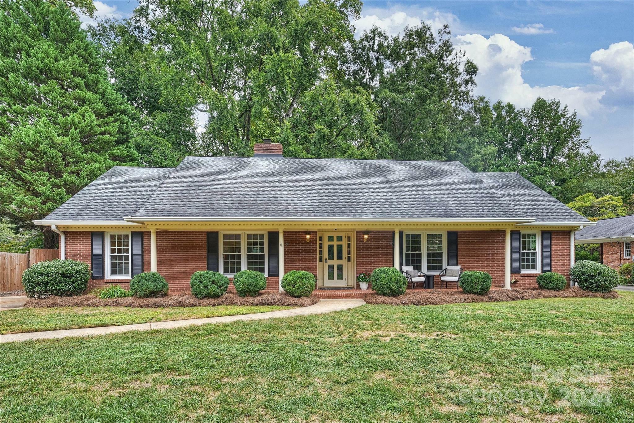 6740 Newhall Road  Charlotte NC 28270 photo