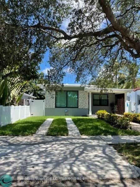 Property Photo:  1551 Madison St  FL 33020 