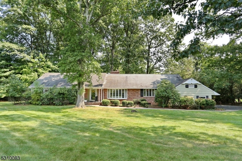 Property Photo: 263 Arbor Rd NJ 07417