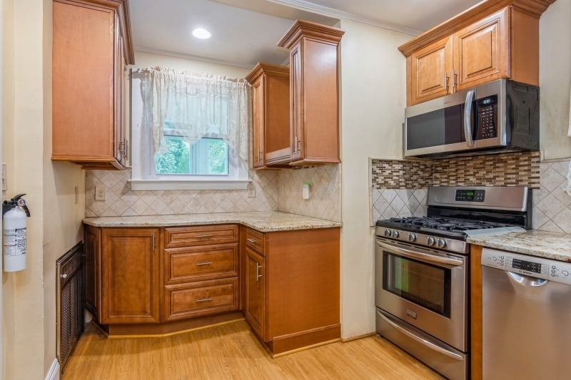 Property Photo:  83 S Maple Ave  NJ 07081 