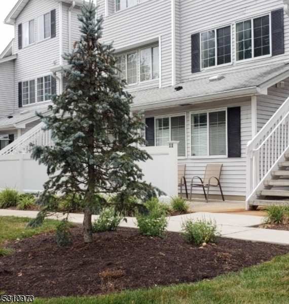 Property Photo: 11 Hyde Ct 11 NJ 07921