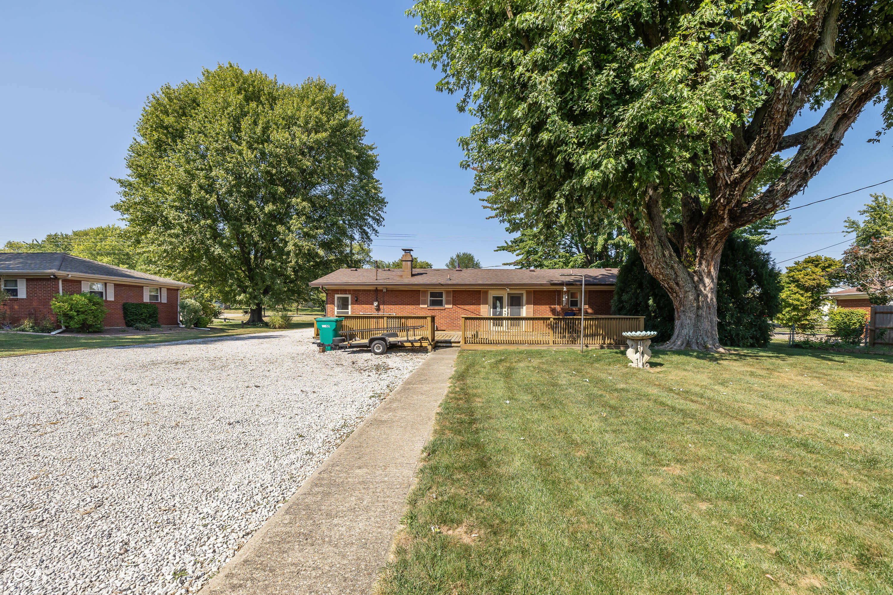 Property Photo:  7961 E County Road 200 N  IN 46123 