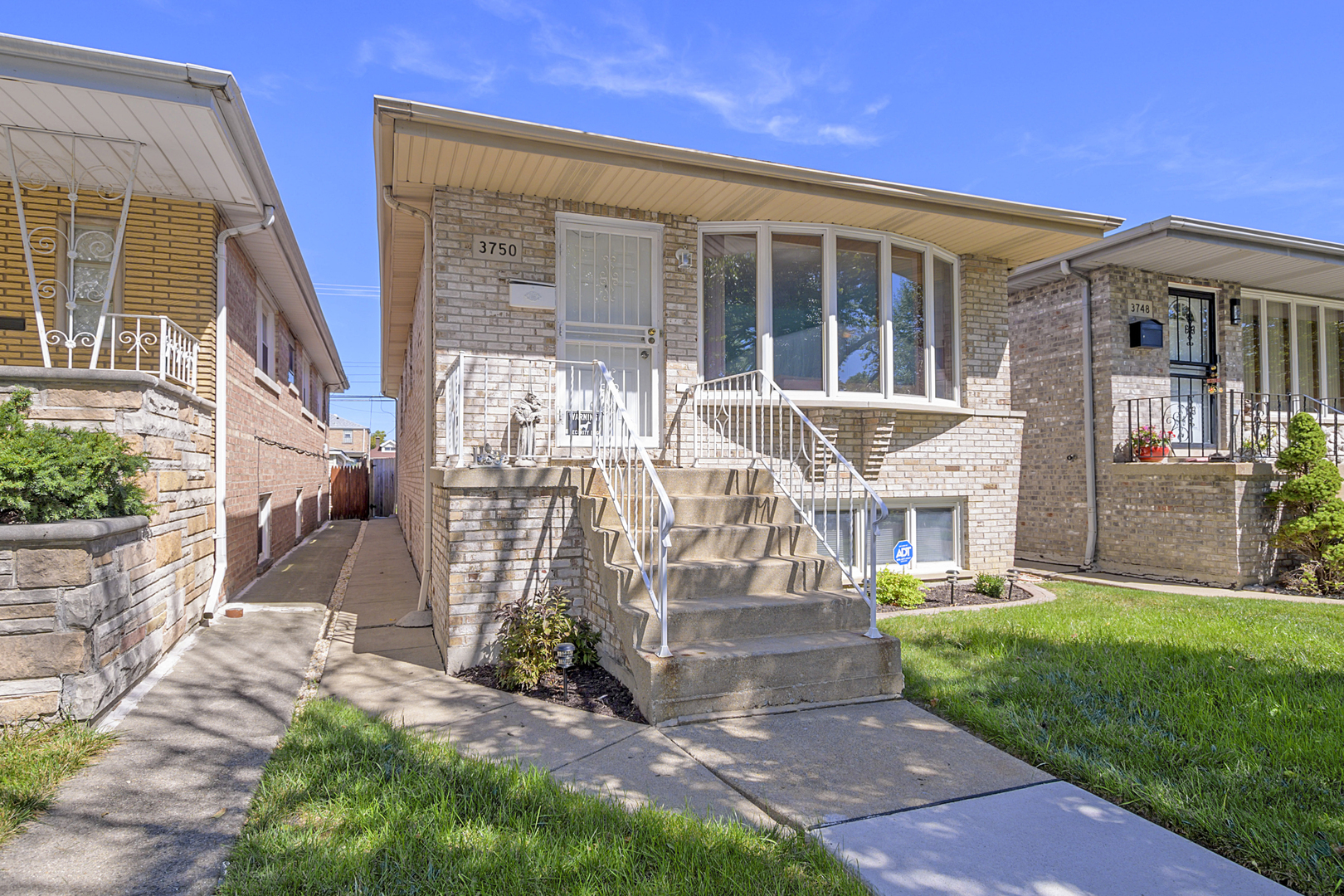 Property Photo:  3750 W 84th Street  IL 60652 