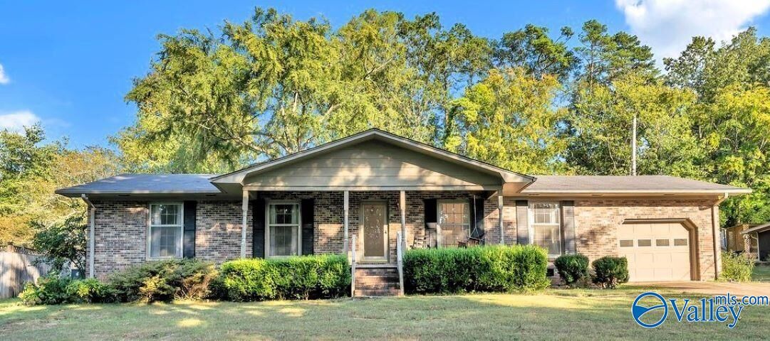 Property Photo: 1527 Bob Jones Road AL 35769