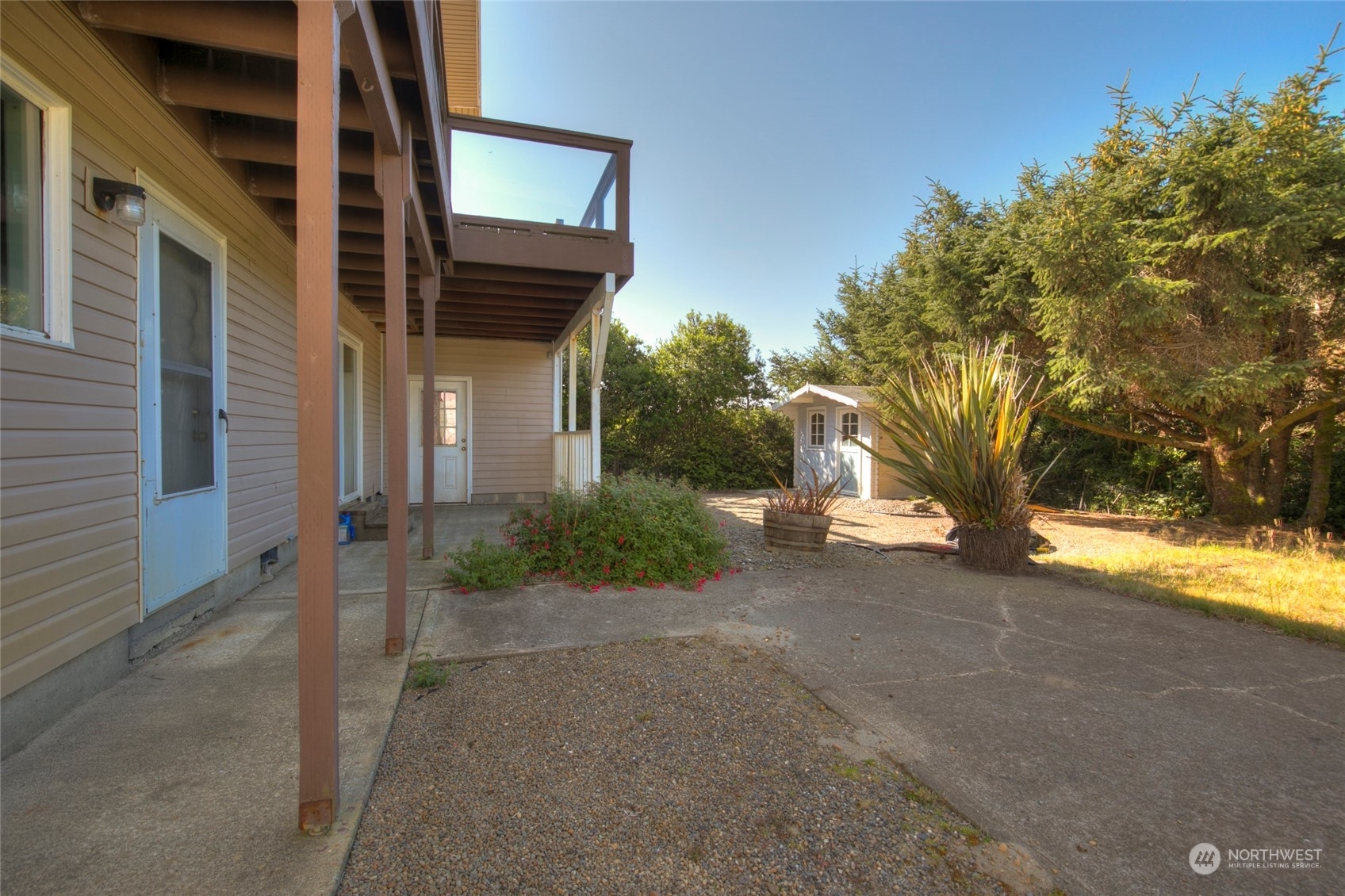 Property Photo:  321 SW Sand Dune Avenue  WA 98569 